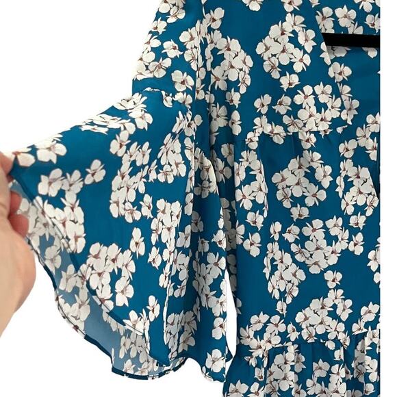 Borgo De Nor Teodora Crepe Dress Bouquet Blue White Flutter Sleeve Maxi Size 2 - Picture 6 of 14